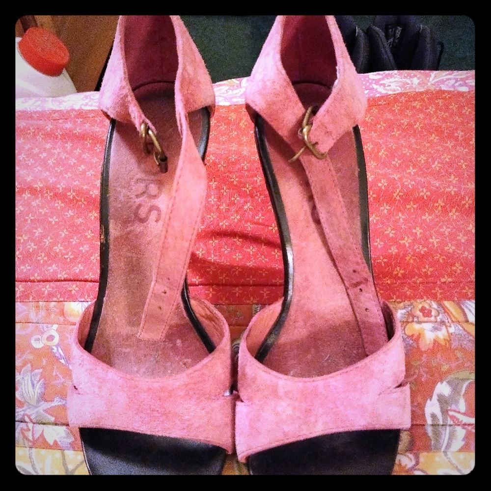 Kors pink suede heeled sandels